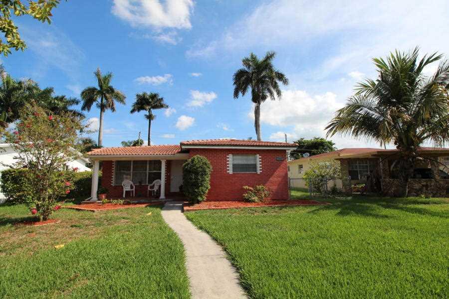 SOUTH DANIA HEIGHTS AMEN - Residential