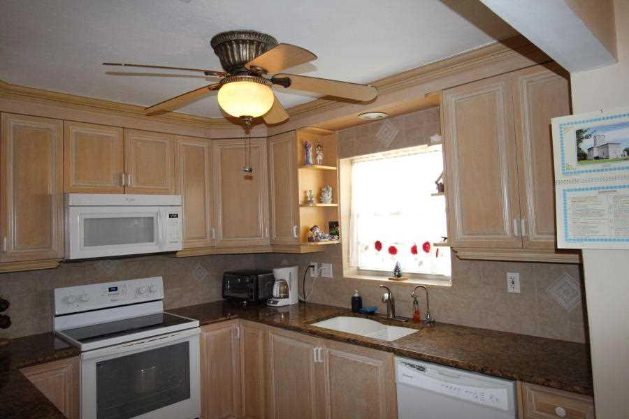 SOUTH DANIA HEIGHTS AMEN - Residential