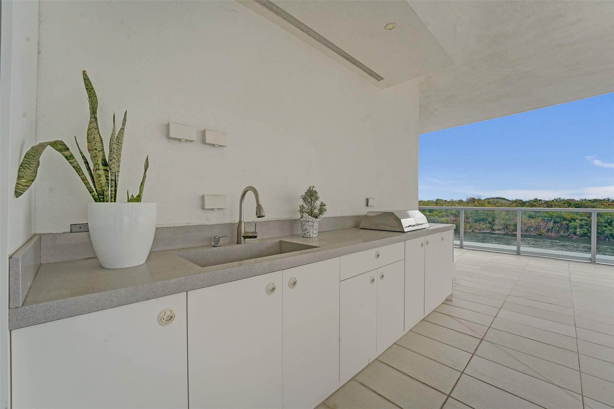 AQUABLU - Residential