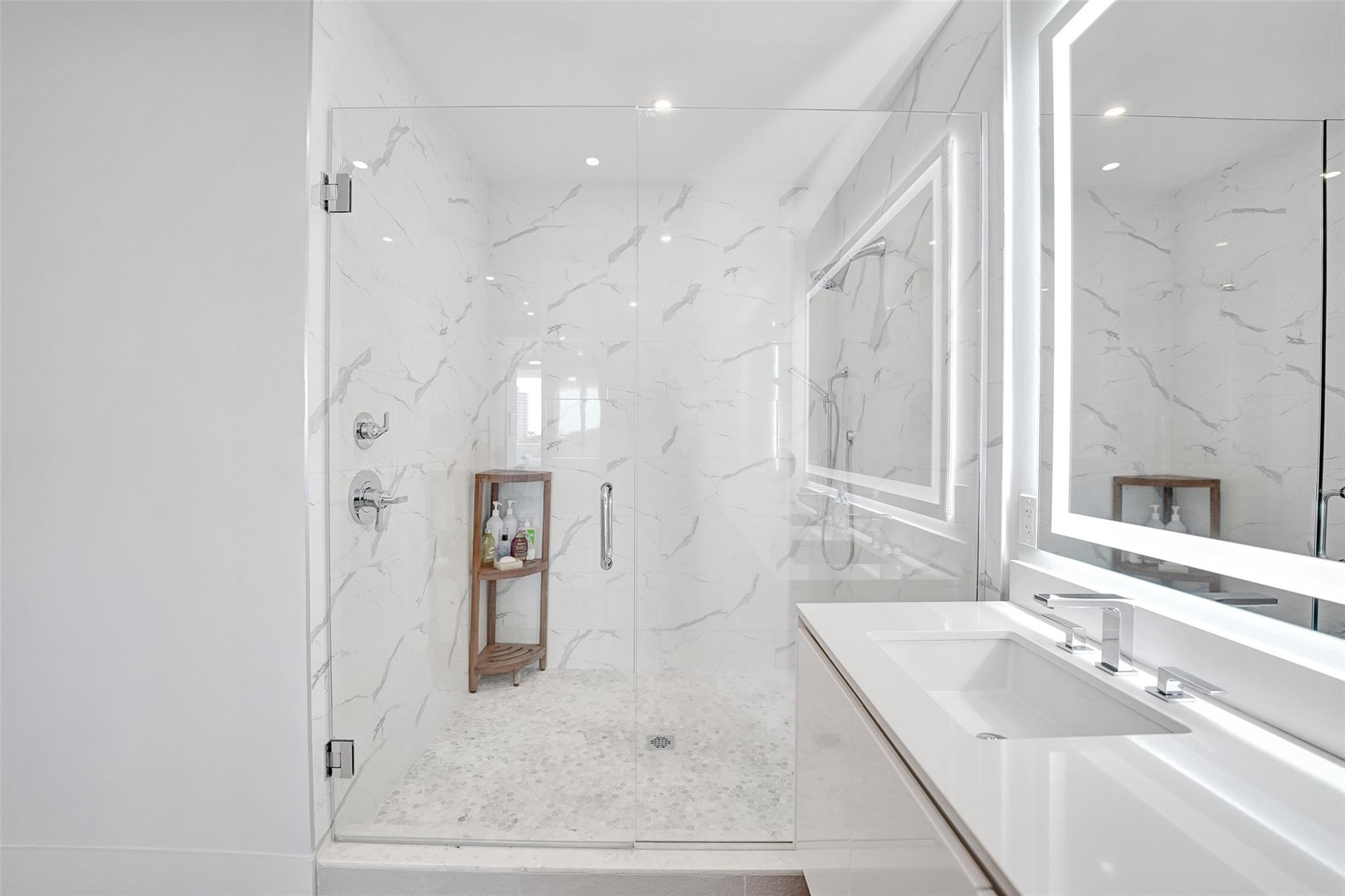 AQUABLU - Residential