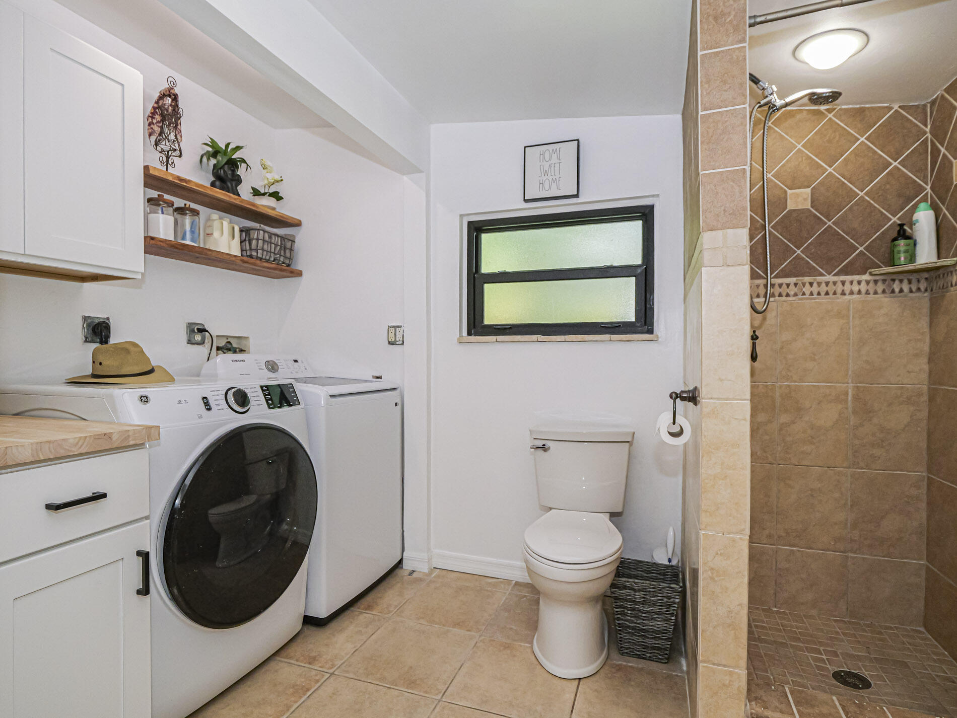 ROCKRIDGE SUB UNIT 8 - Residential