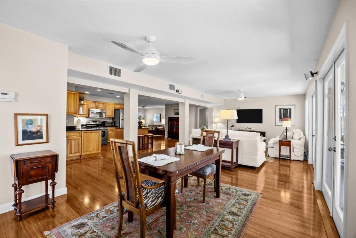 NORTH RIVER SHORES - Residential