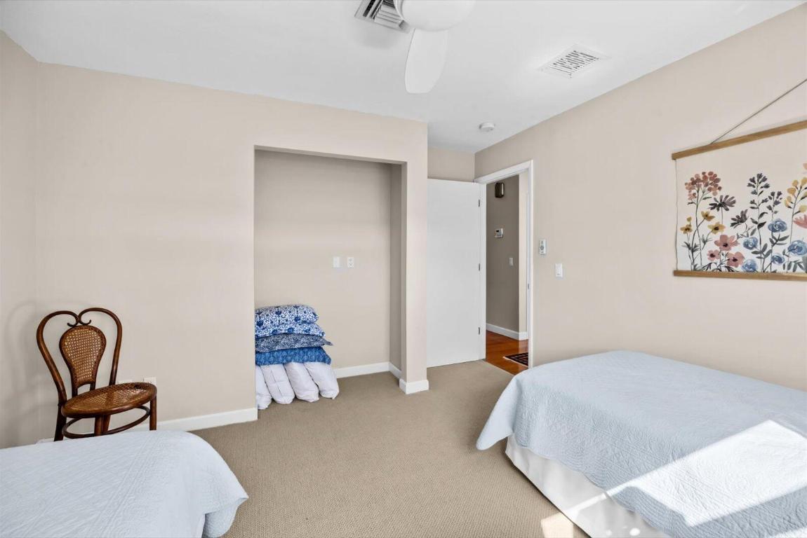 NORTH RIVER SHORES - Residential