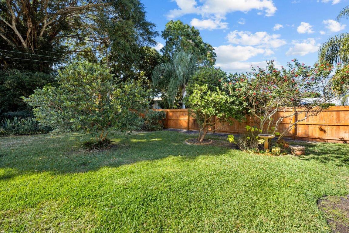 NORTH RIVER SHORES - Residential