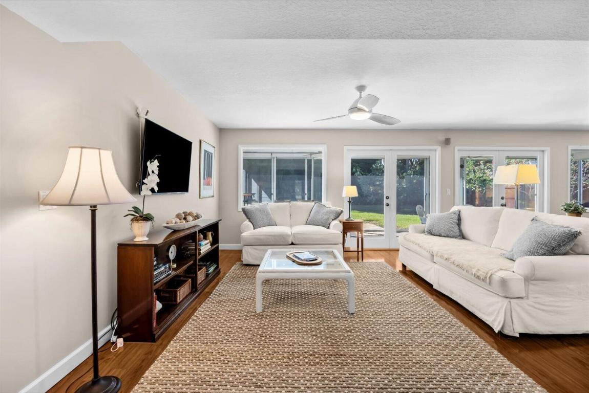 NORTH RIVER SHORES - Residential