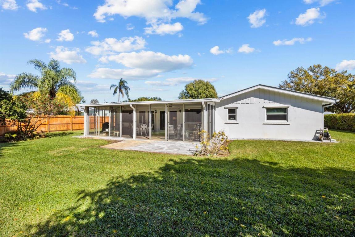 NORTH RIVER SHORES - Residential