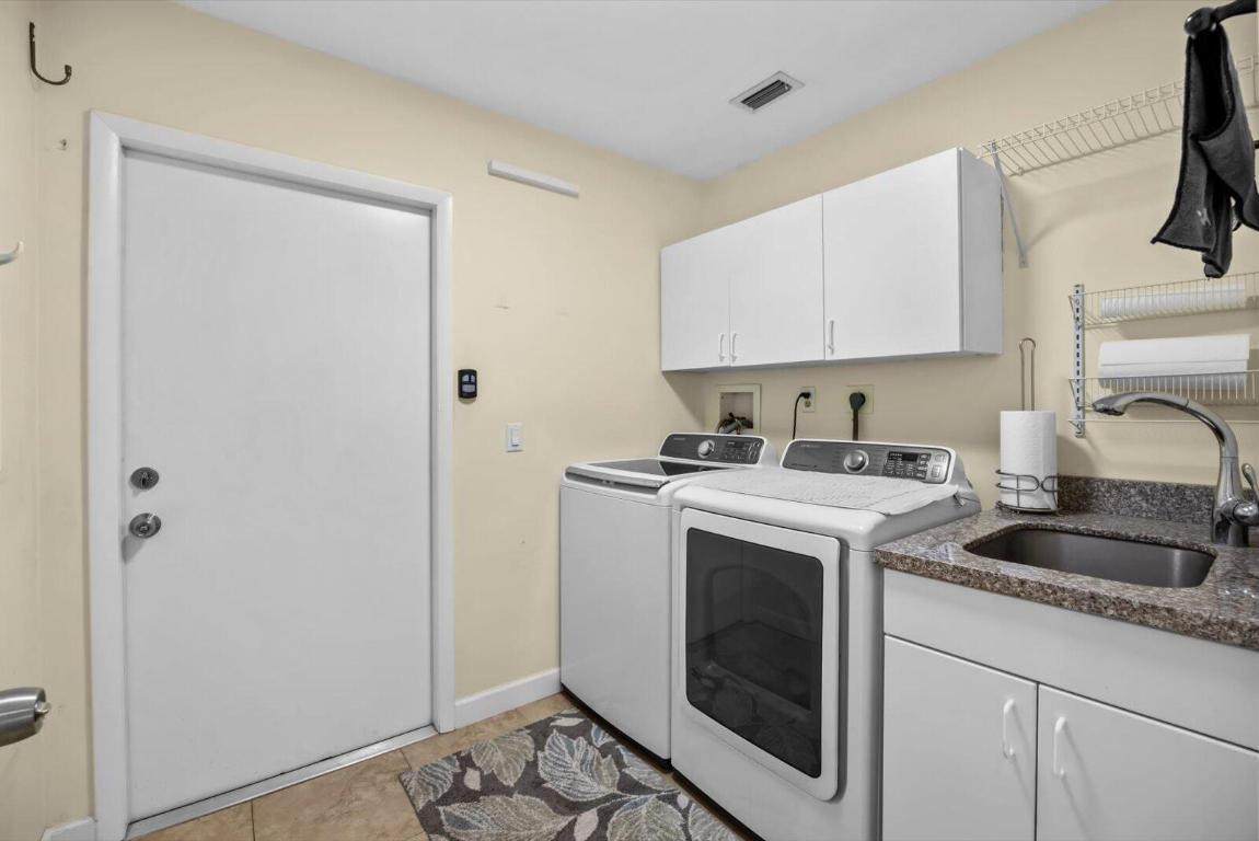 NORTH RIVER SHORES - Residential