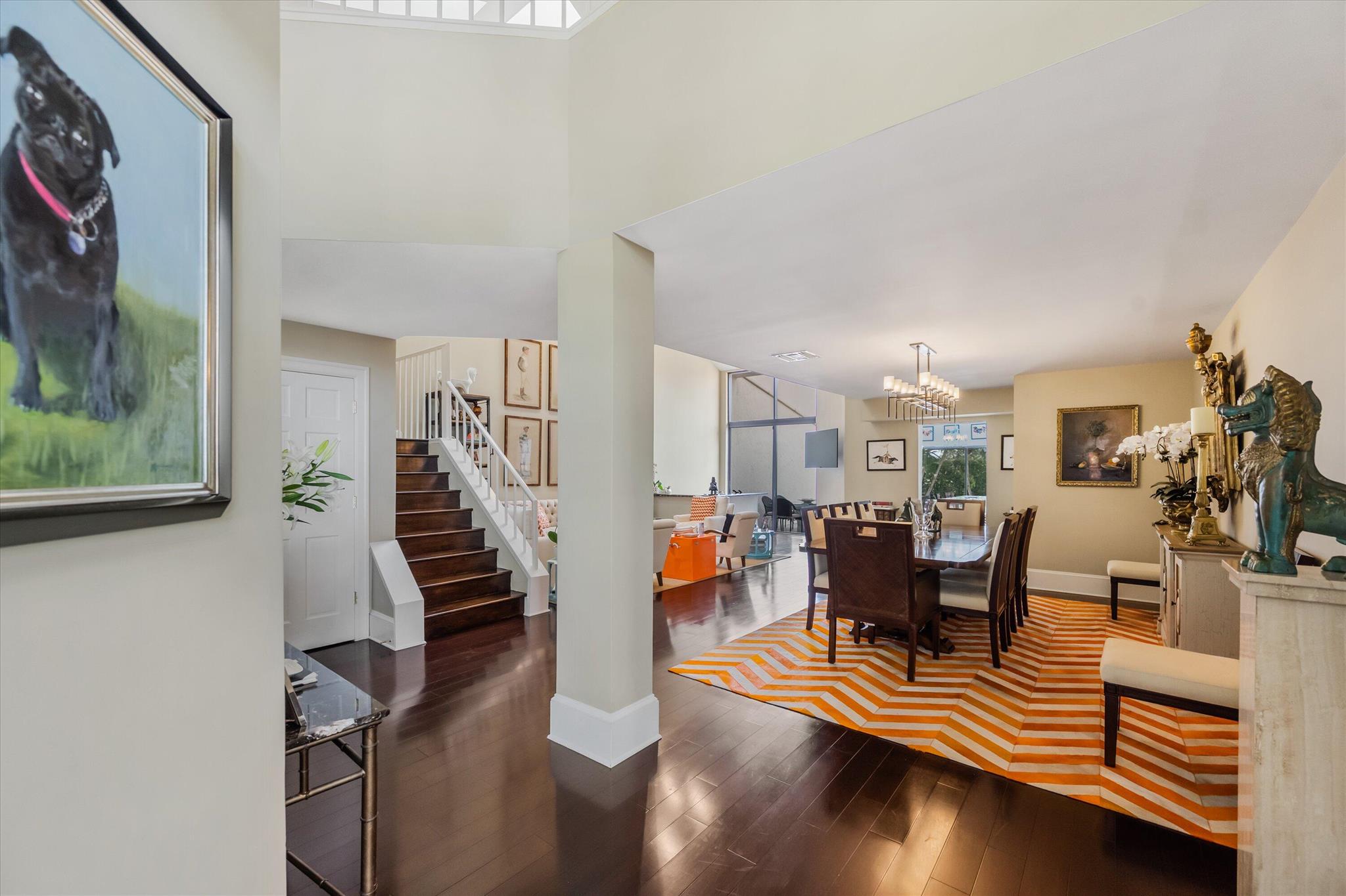 WINDSOR WAY 1 - Residential