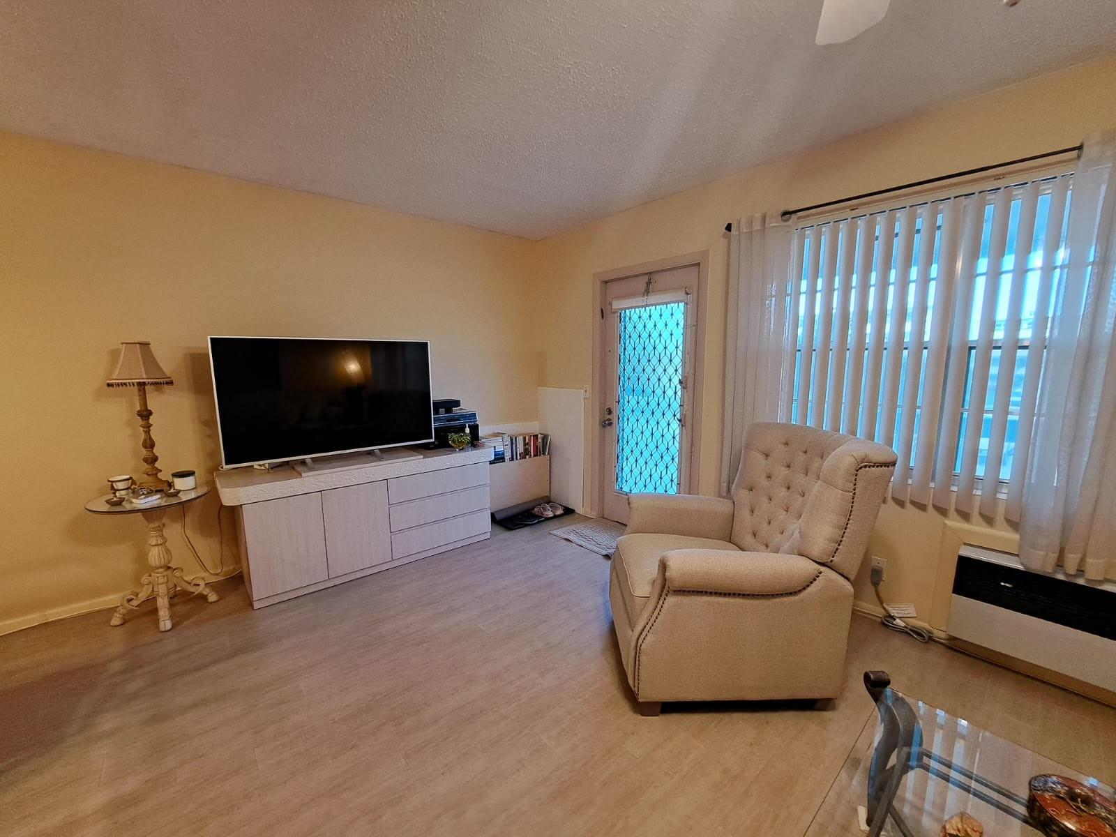 336 Oakridge S 336