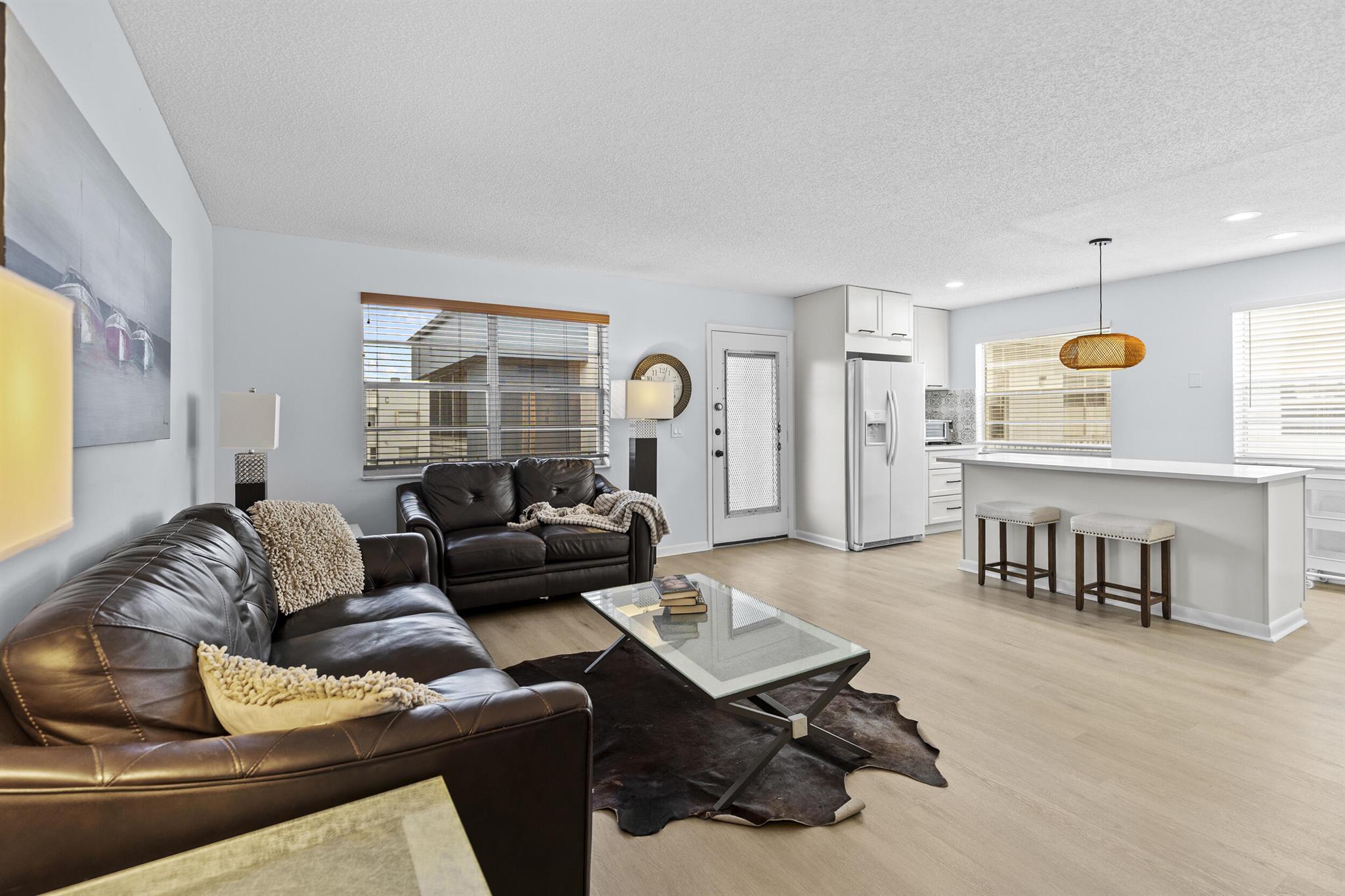 KINGS POINT NORMANDY COND - Residential Lease