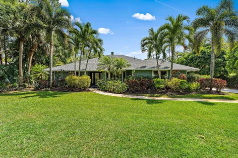 10226 Trailwood Circle, Jupiter, FL MLS: R11084342