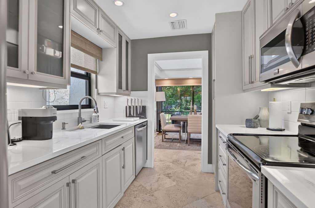 Photo of 6812 Willow Wood Drive #802, Boca Raton, FL 33434 (MLS # B26052282)