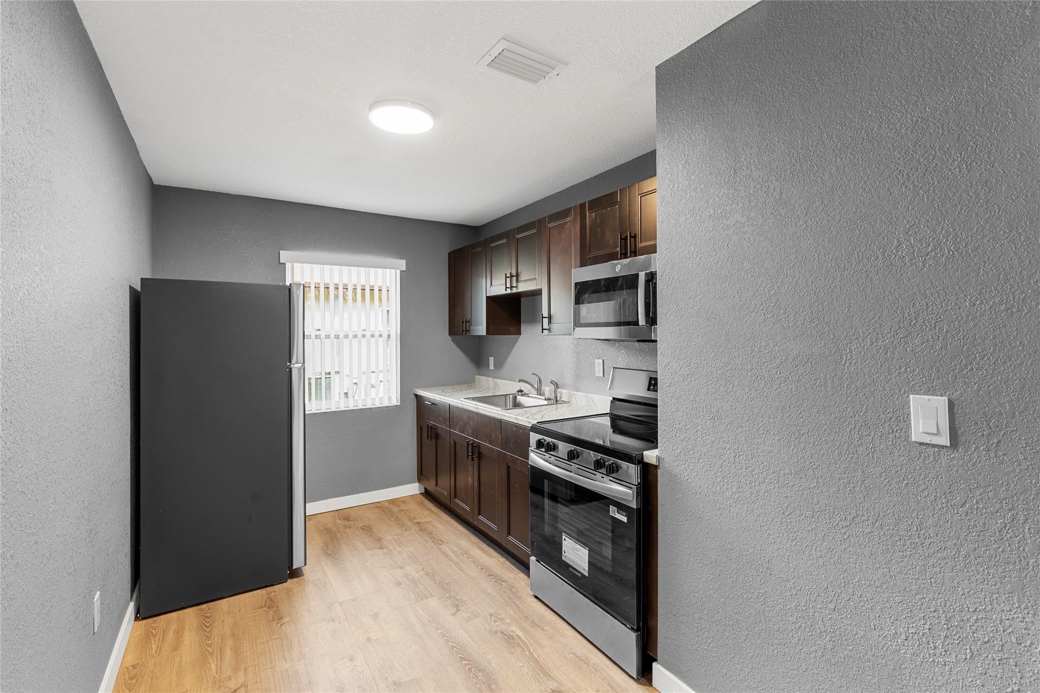 225 NW 12th Court