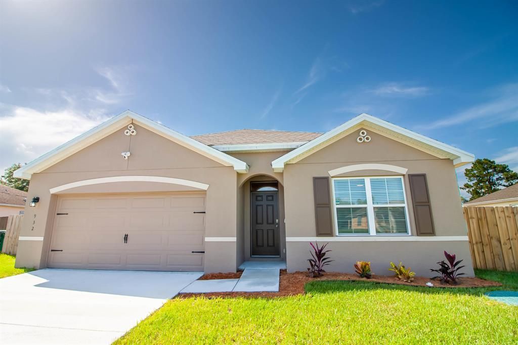 Photo of 932 SW Fenway Road, Port Saint Lucie, FL 34953 (MLS # R10732793)