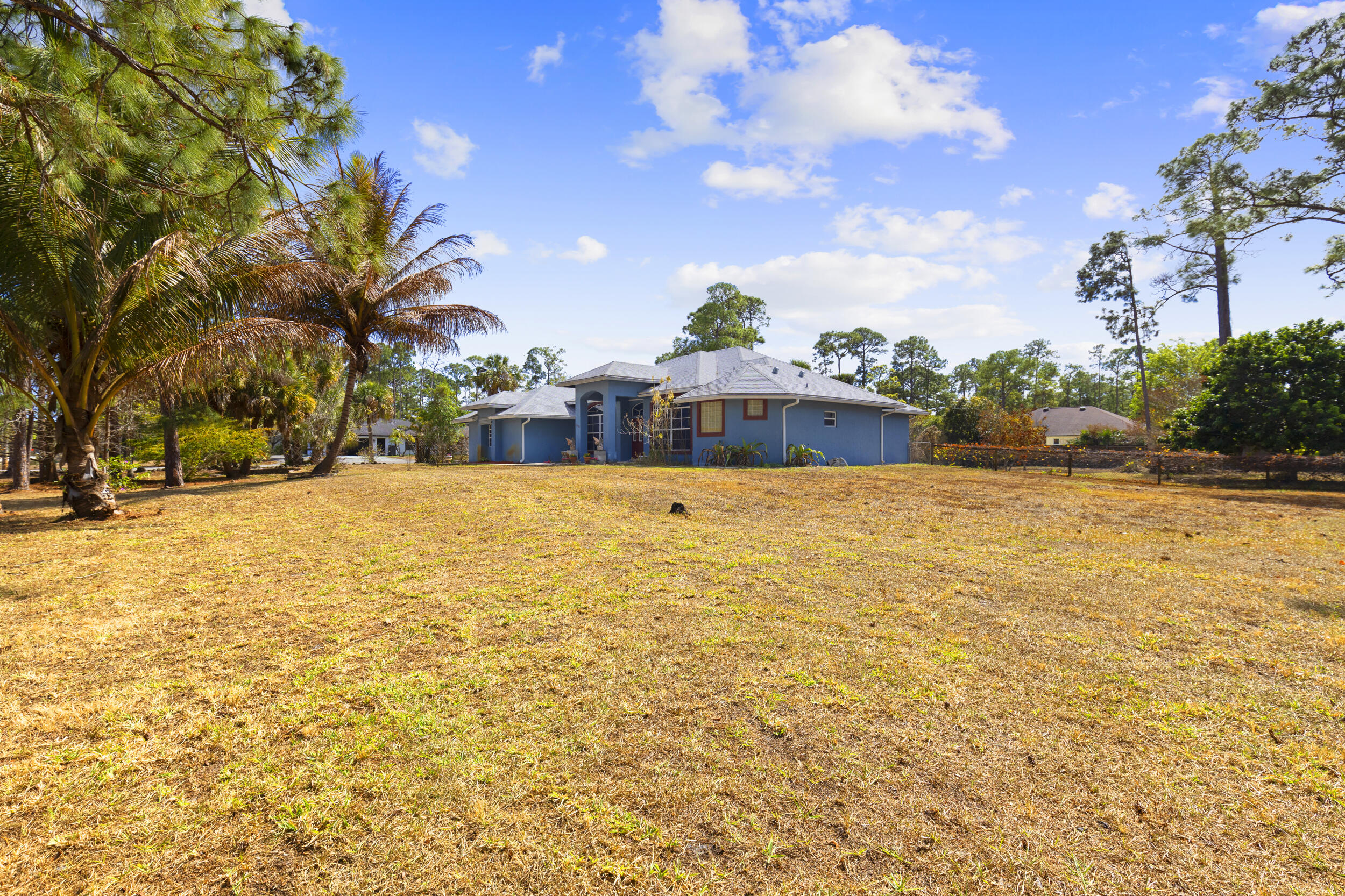 THE ACREAGE - Residential