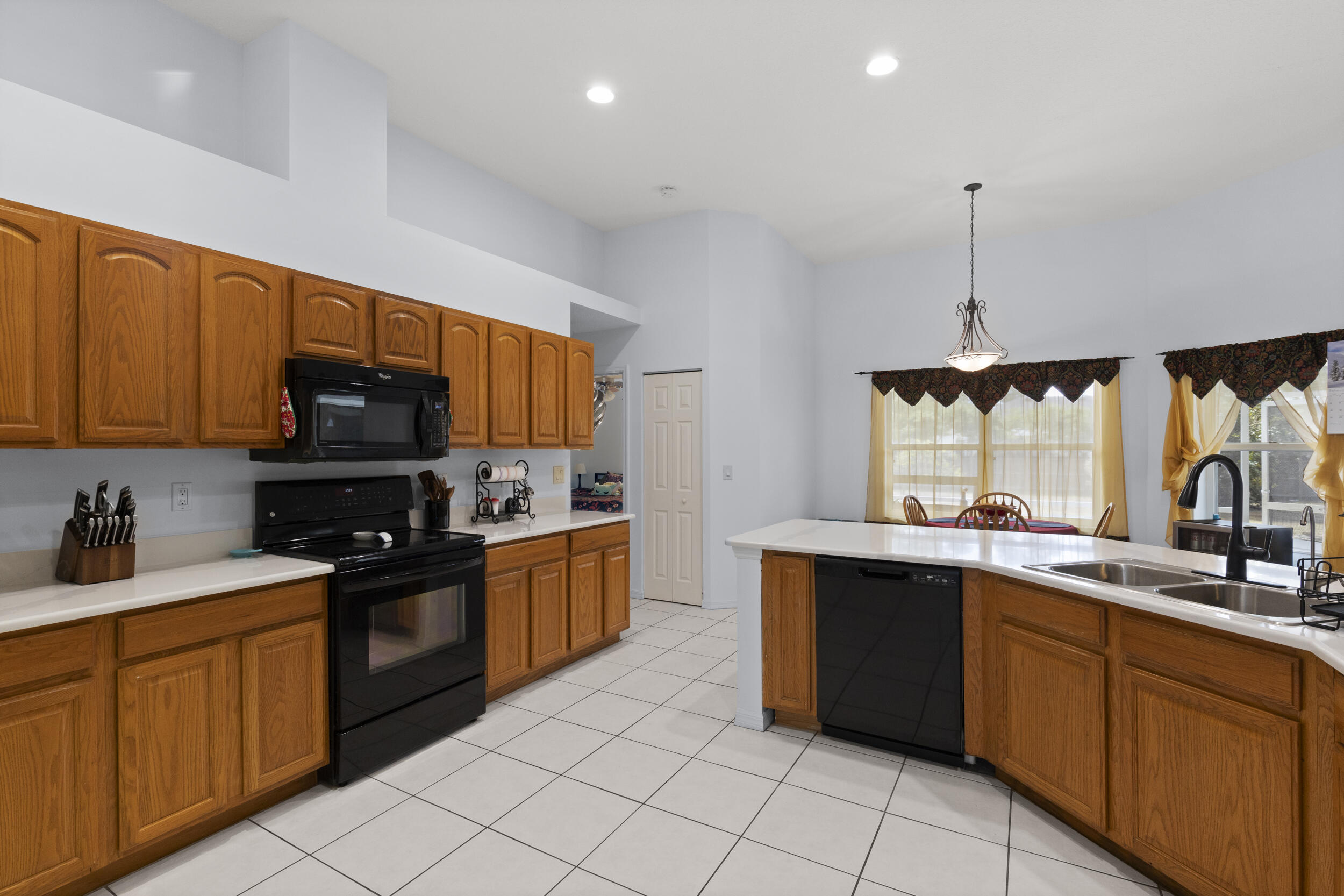 THE ACREAGE - Residential