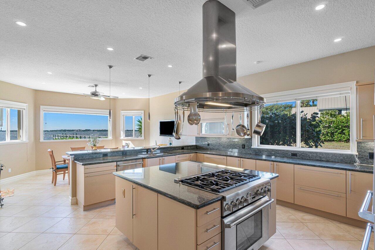 JOES POINT PLAT OF - Residential