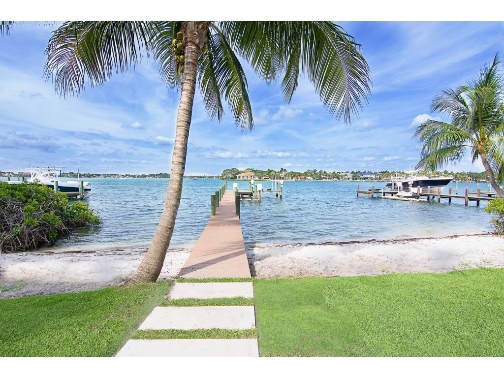 RIVERSIDE ON THE LOXAHATCHEE - Residential