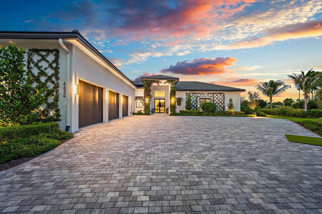 Photo of 6634 Audubon Trace W, West Palm Beach, FL 33412 (MLS # B26047486)