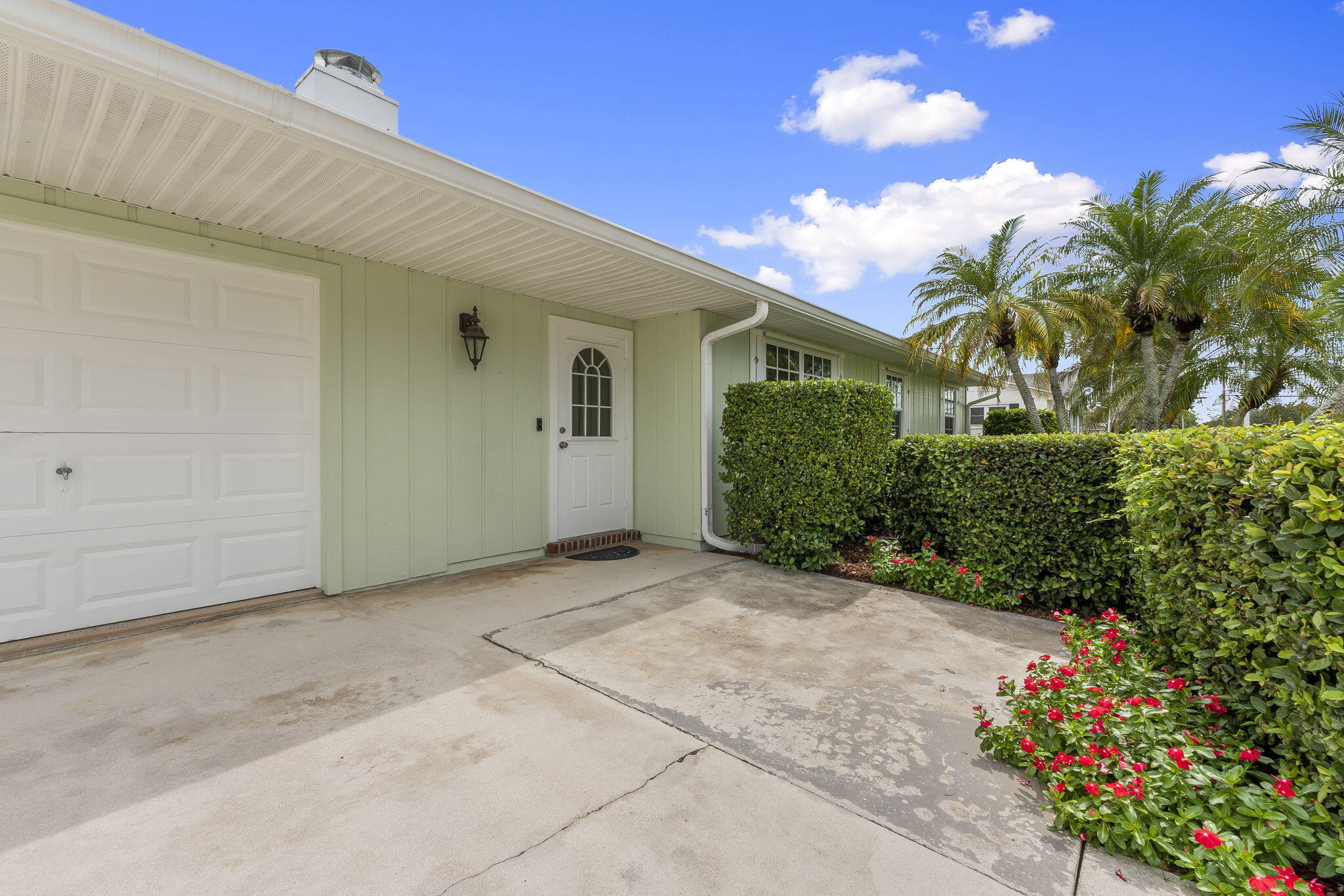 5310 Myrtle Drive