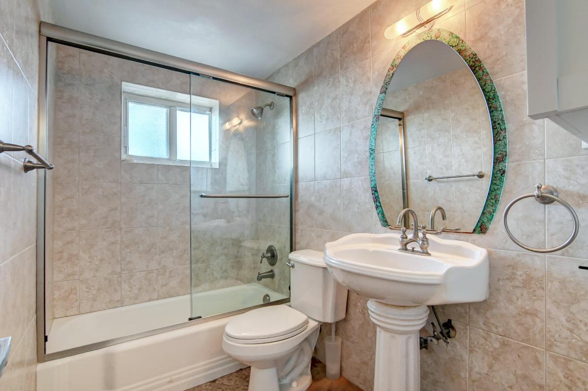 OCEAN PARK MANOR - Residential Lease