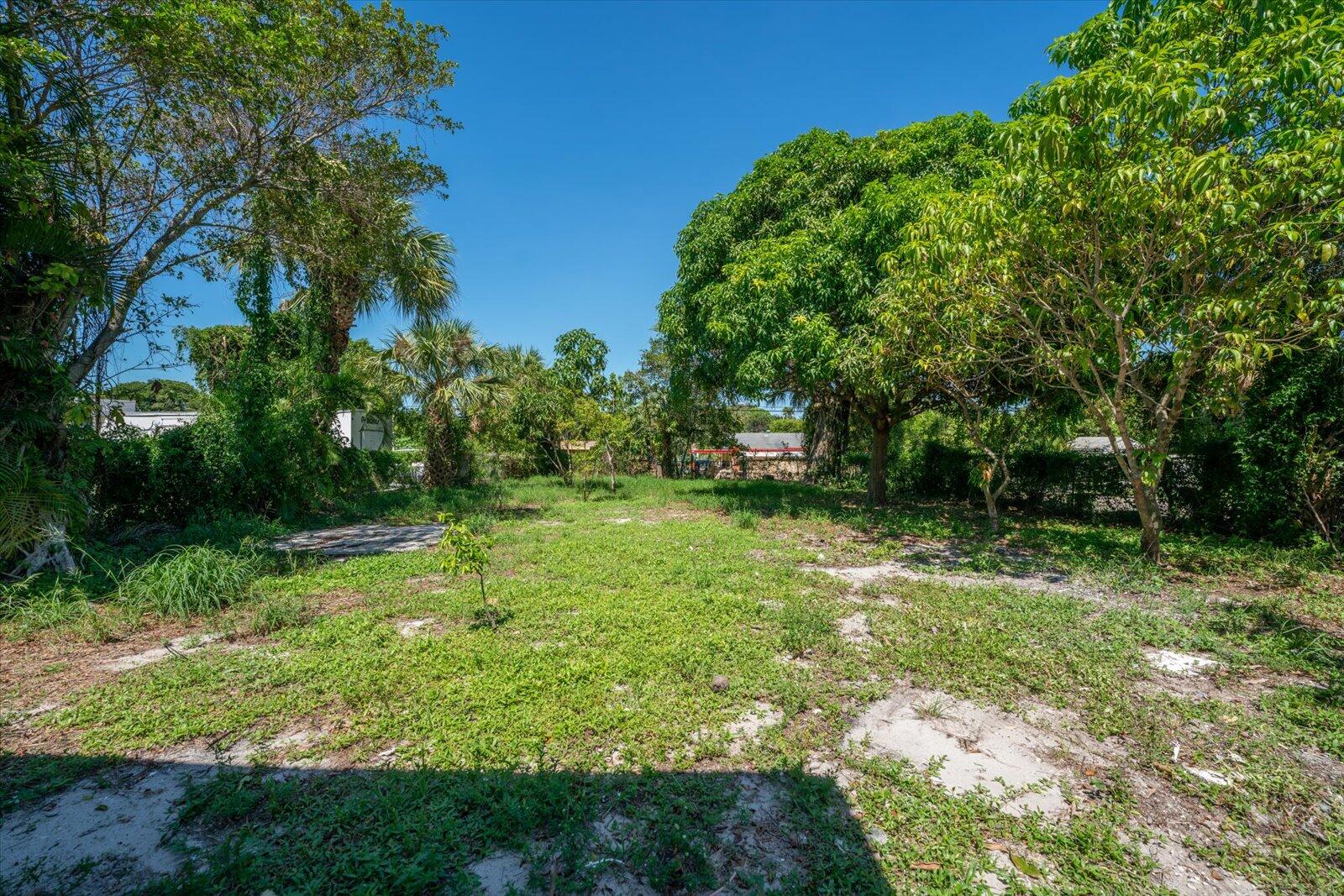 SUMMIT HEIGHTS - Residential