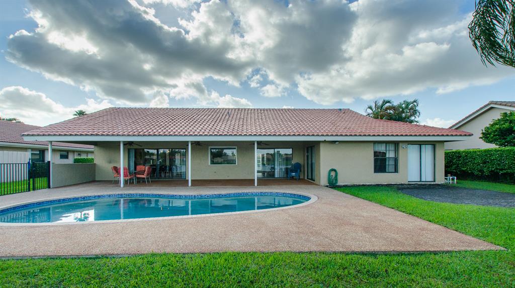 ISLAND LAKES SEC 1 1 - Residential Lease