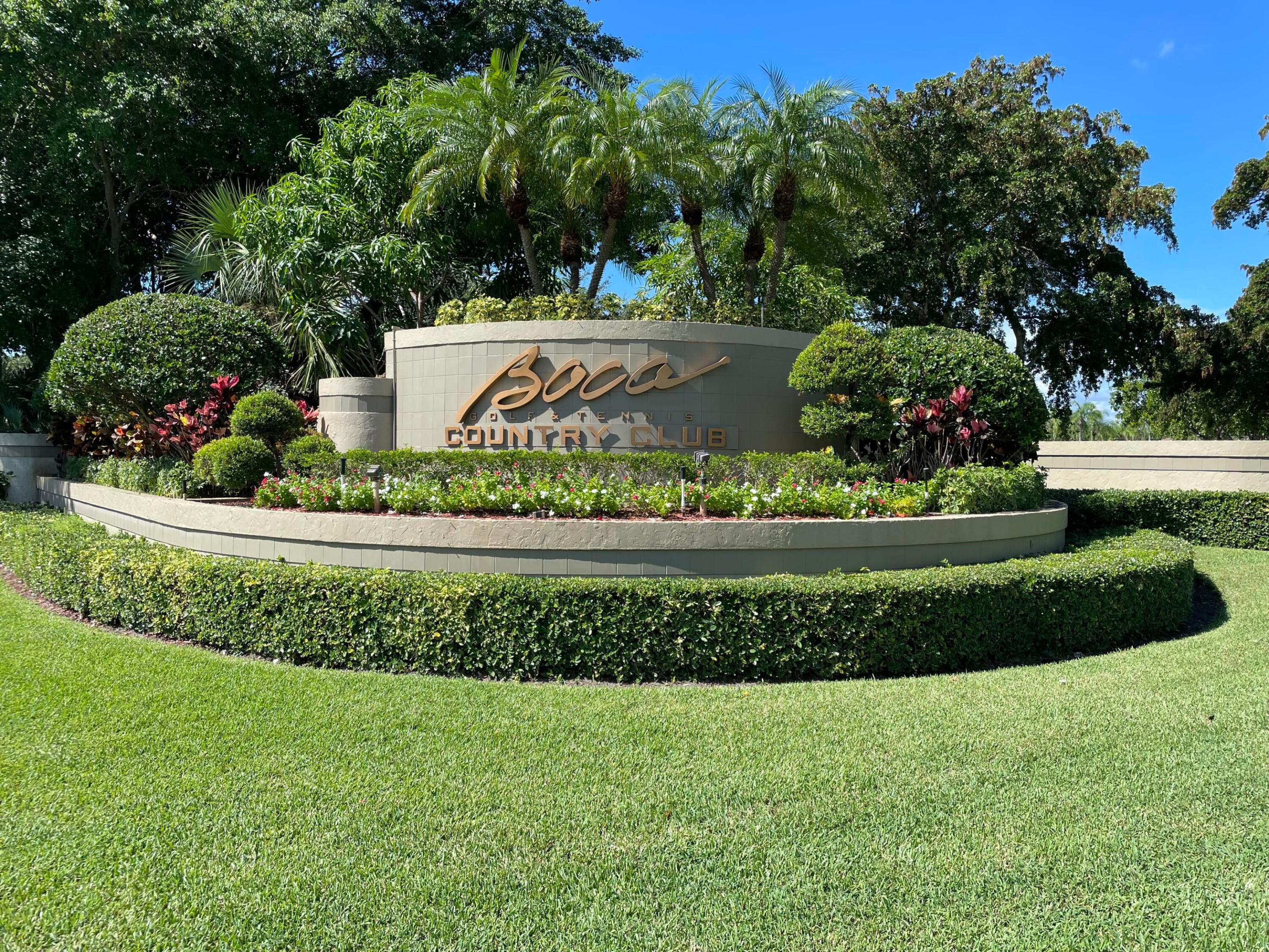ST TROPEZ AT BOCA GOLF VILLAS CONDO - Residential