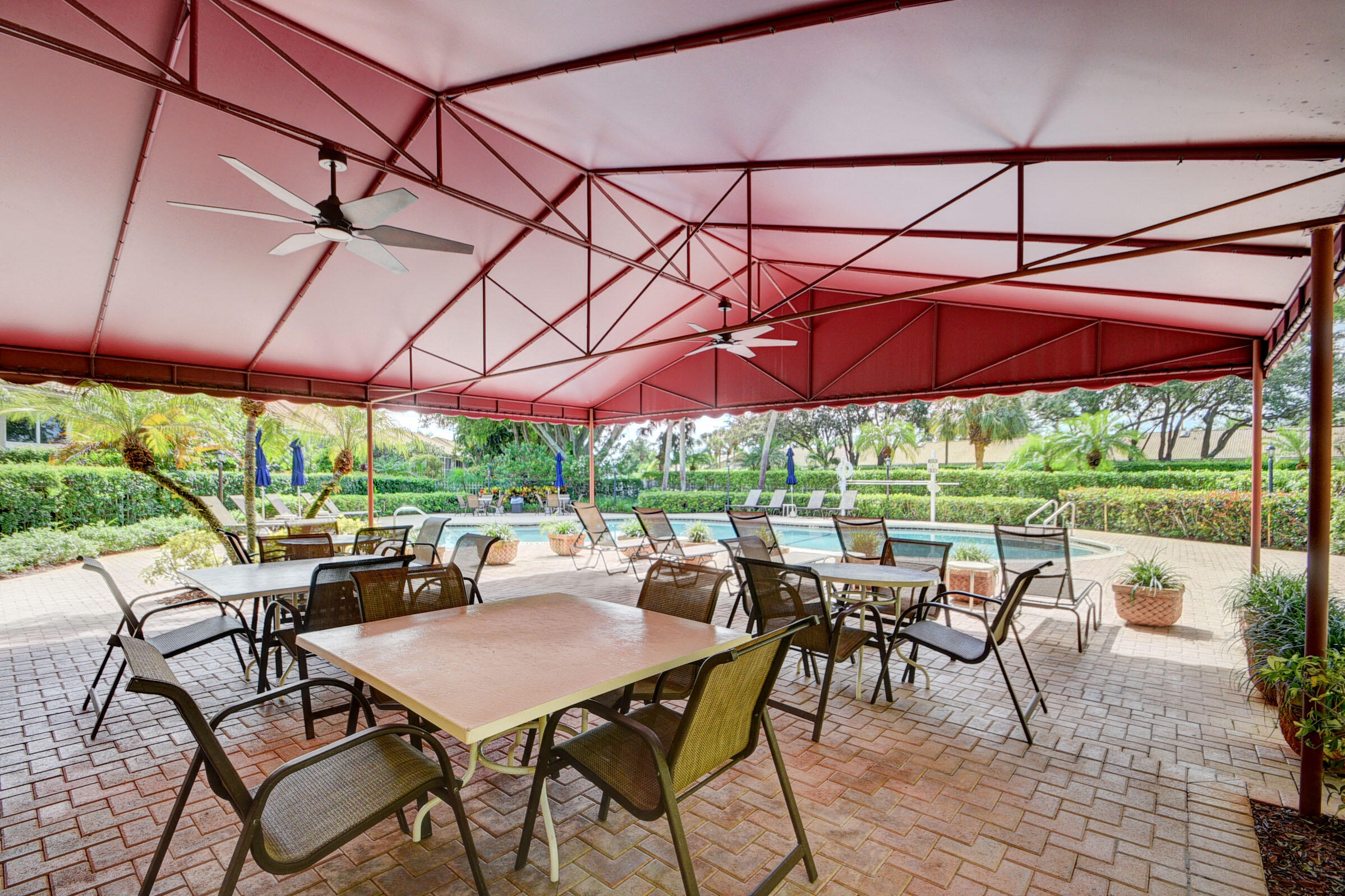 ST TROPEZ AT BOCA GOLF VILLAS CONDO - Residential