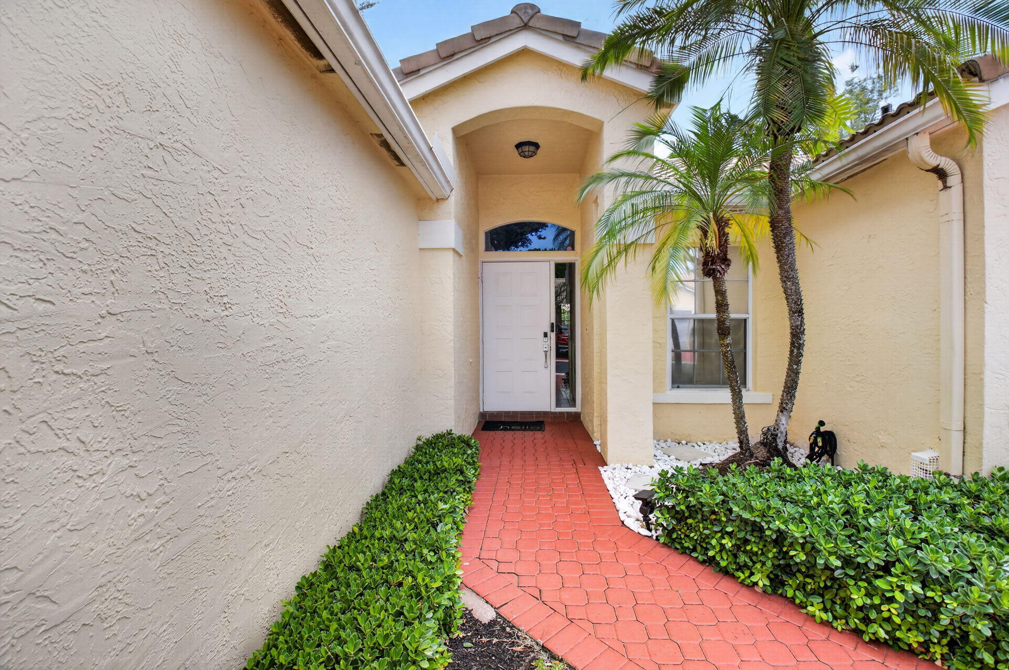 ST TROPEZ AT BOCA GOLF VILLAS CONDO - Residential
