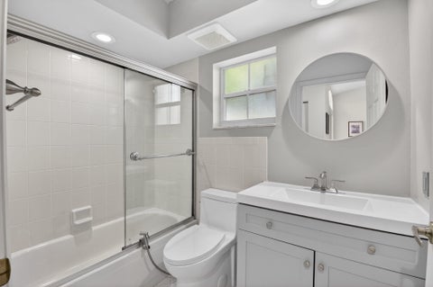 Tiny photo for 17257 Boca Club Boulevard #Apt 5, Boca Raton, FL 33487 (MLS # B26023323)