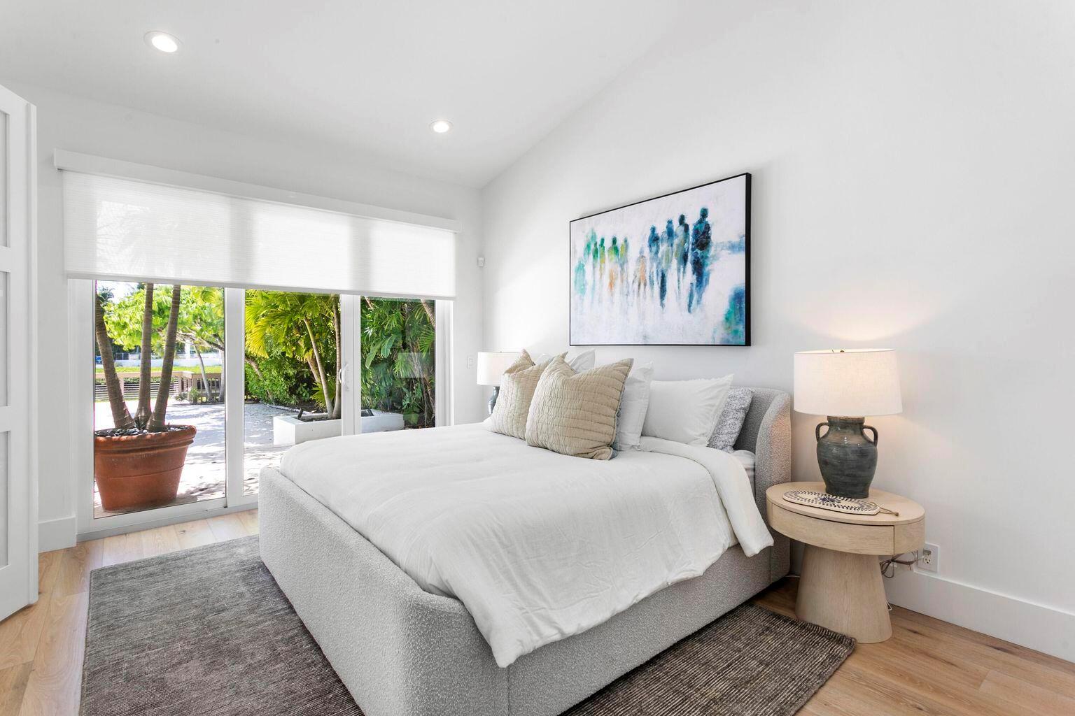 ADMIRALS COVE - Residential Lease