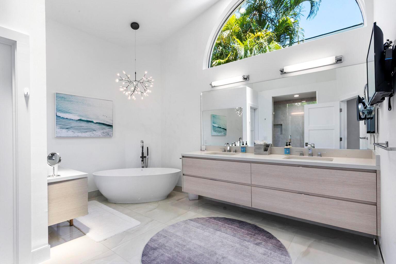 ADMIRALS COVE - Residential Lease