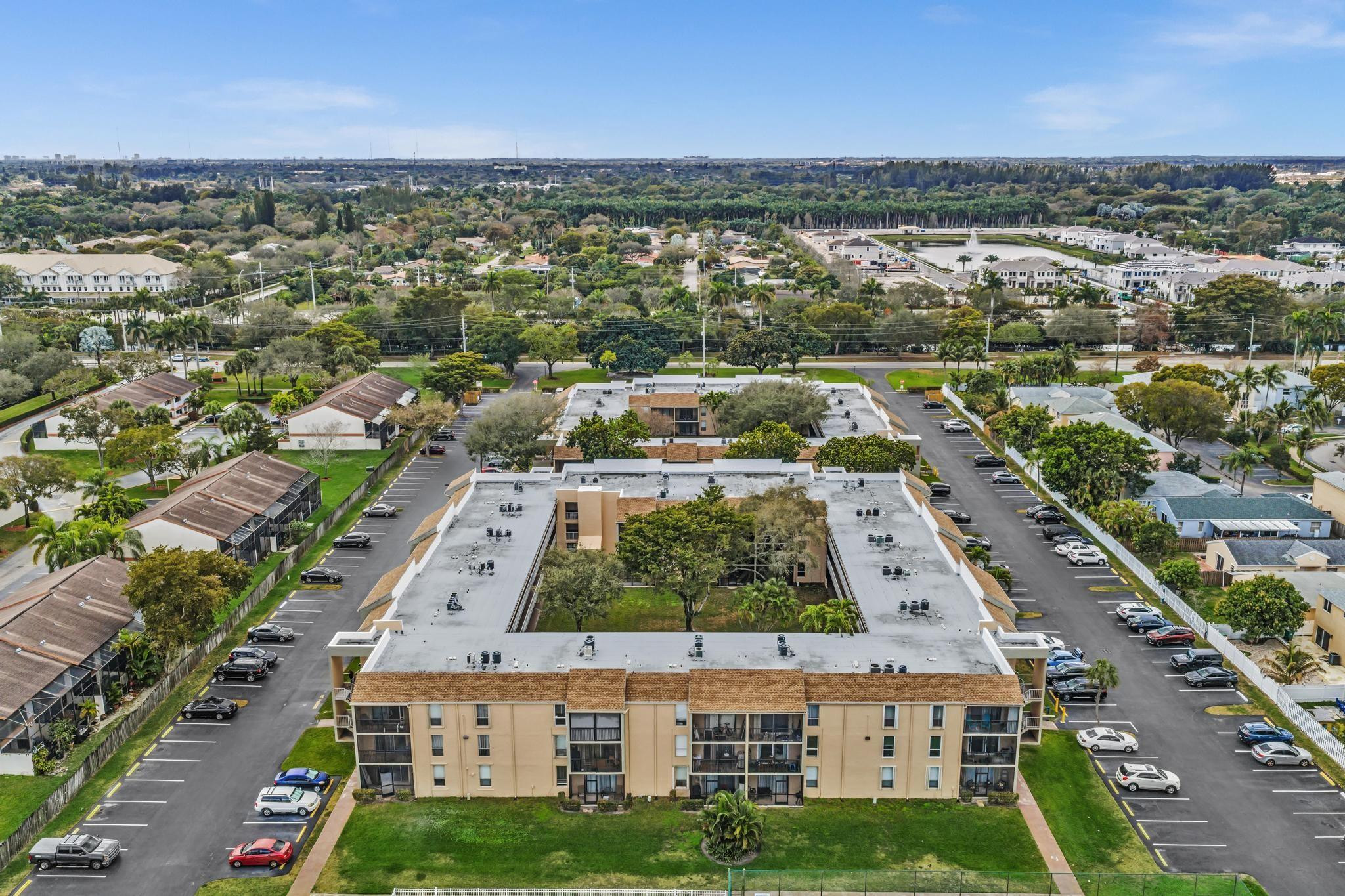 COUNTRY PINES DAVIE - Residential