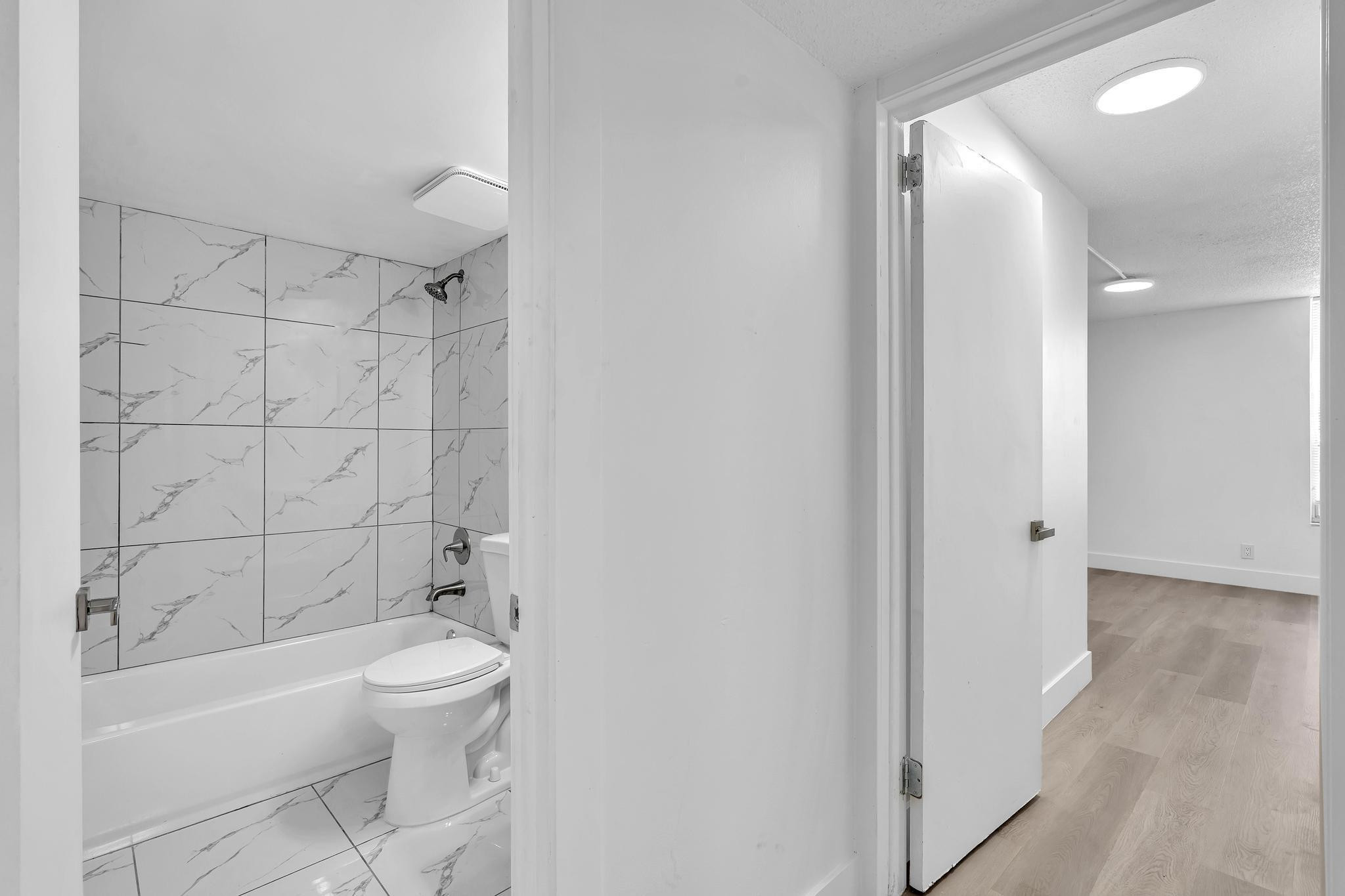 COUNTRY PINES DAVIE - Residential