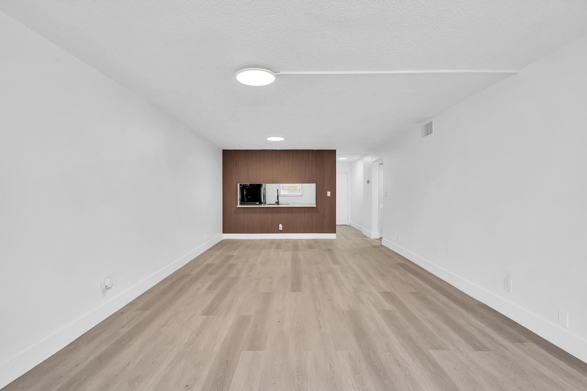 COUNTRY PINES DAVIE - Residential