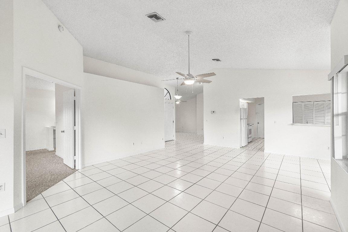 FAIRFIELDS LACUNA 3 - Residential