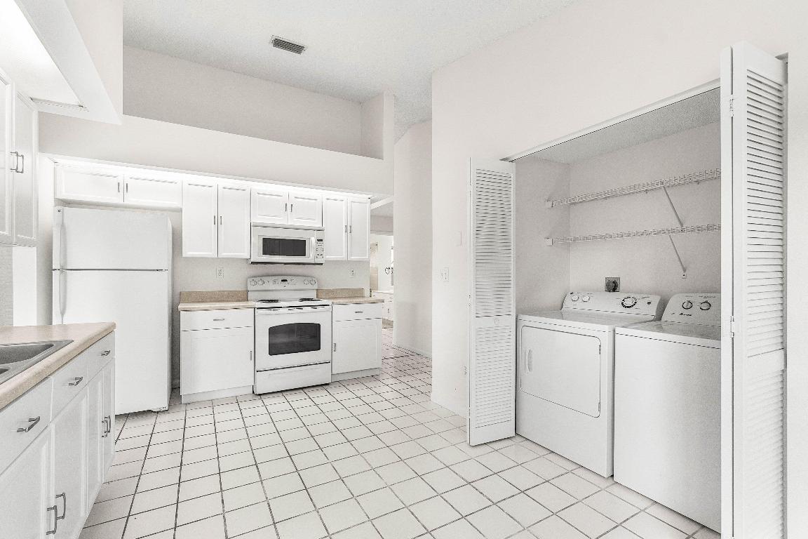 FAIRFIELDS LACUNA 3 - Residential