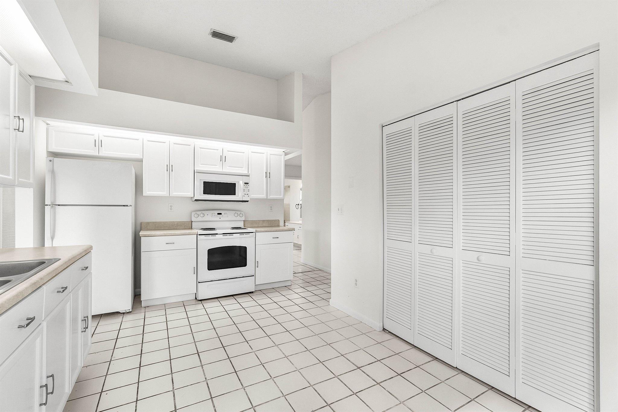 FAIRFIELDS LACUNA 3 - Residential