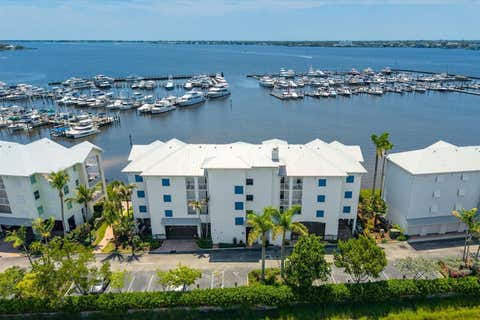 Photo of 715 NW Flagler Avenue #302, Stuart, FL 34994 (MLS # B26042110)