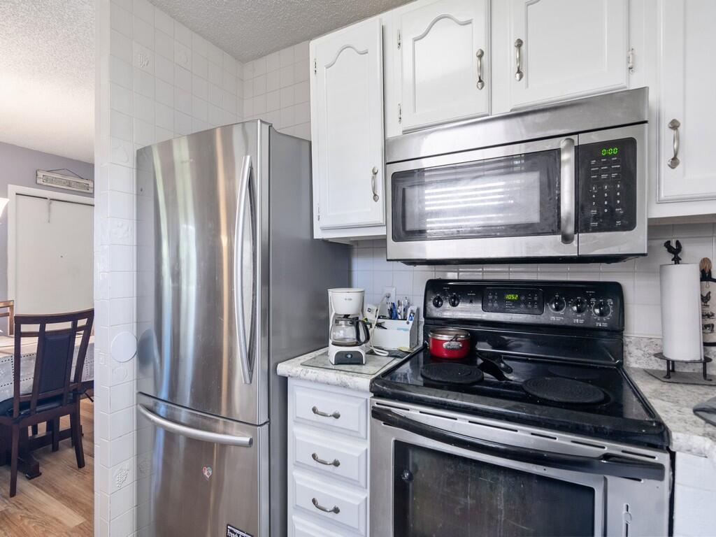 VISTA GARDENS - Residential