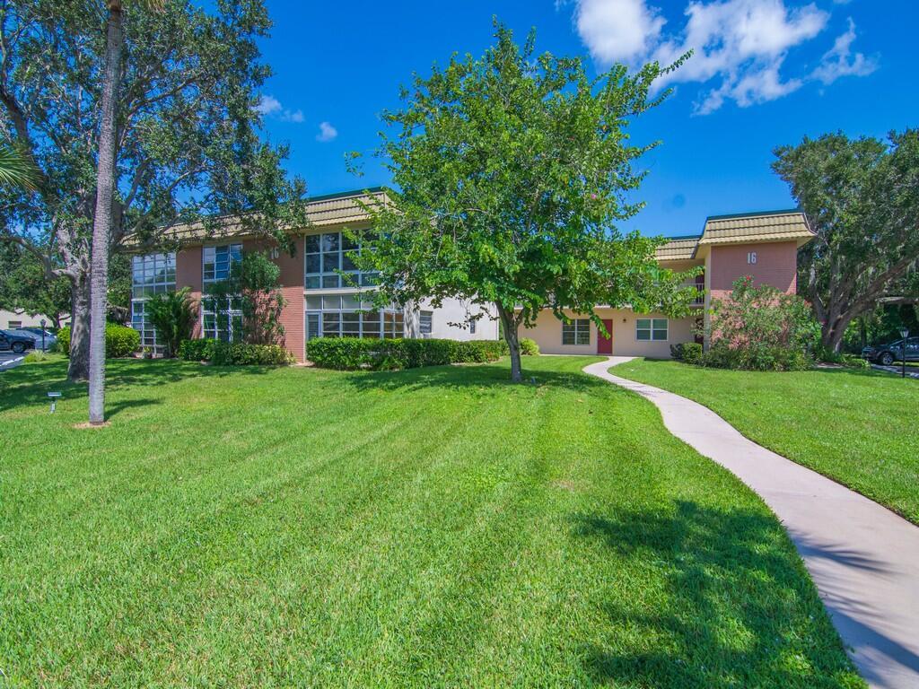 VISTA GARDENS - Residential