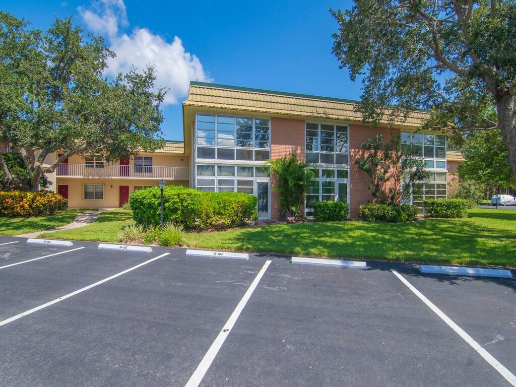 VISTA GARDENS - Residential