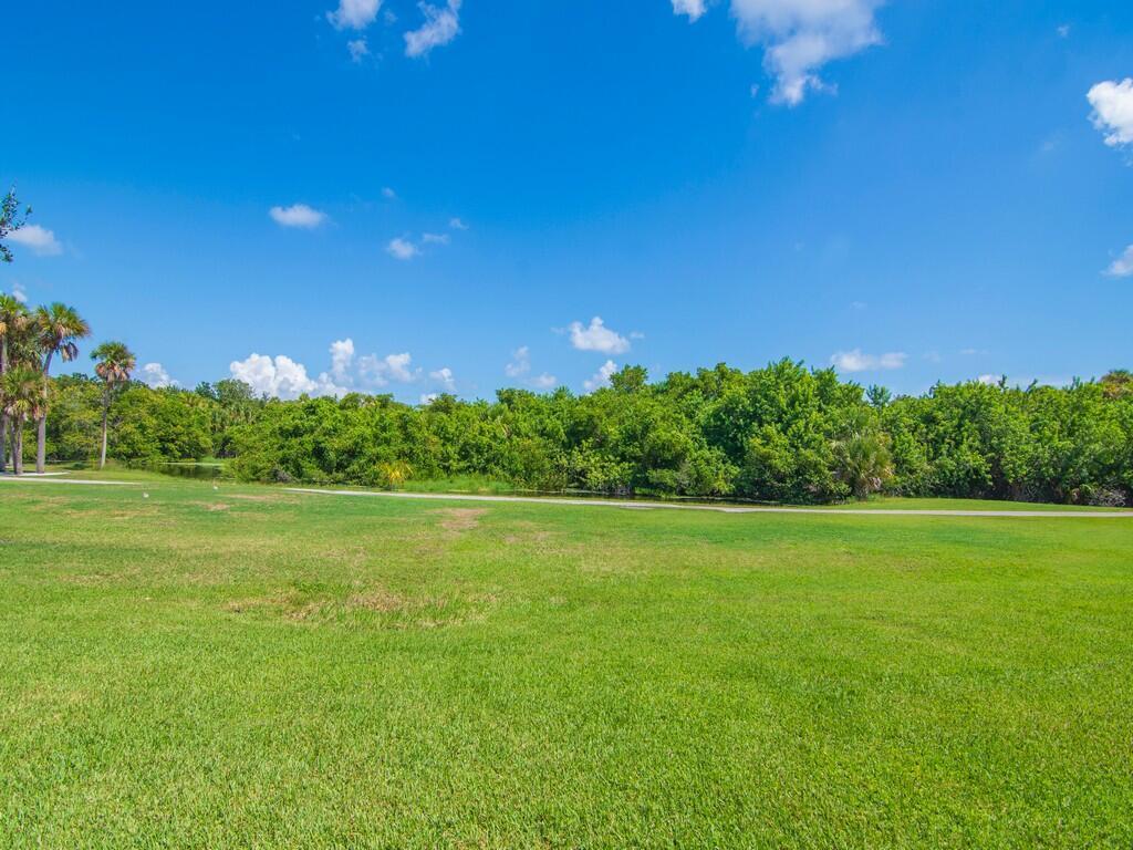 VISTA GARDENS - Residential