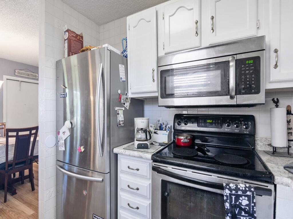 VISTA GARDENS - Residential