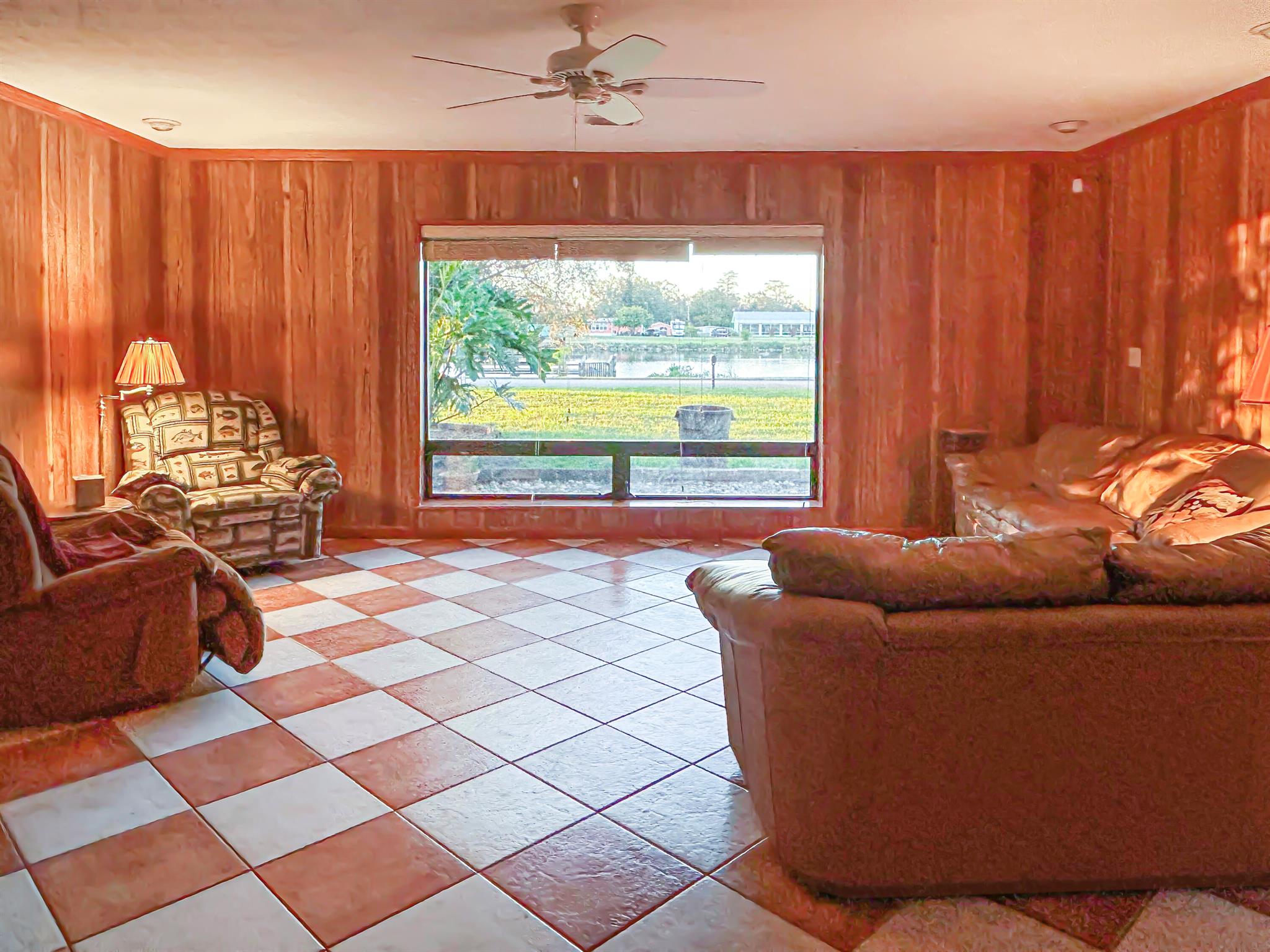 BOWDENS WATERFRONT ESTATE - Residential