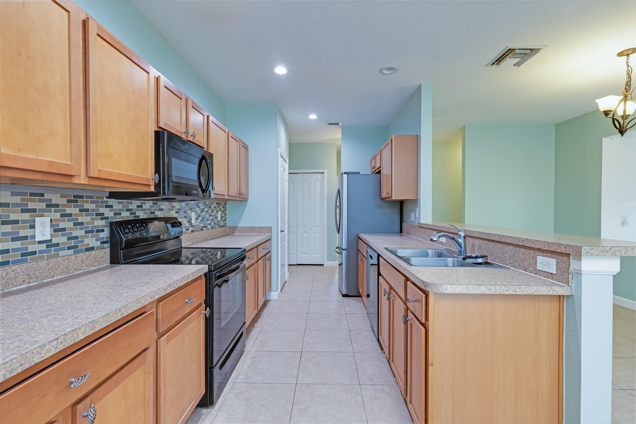 2551 Creekside Drive