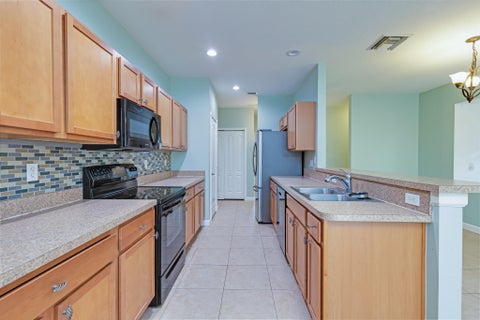 Tiny photo for 2551 Creekside Drive, Fort Pierce, FL 34981 (MLS # B26090092)