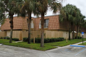 Bring your pet! Move-in ready, two story 2 bedroom 2.5 bath townhome centrally located in the quiet Waterside Luxury Condo subdivision features private courtyard great for grilling out with family and friends or just relaxation, community pool, tennis courts, gym and clubhouse. Just minutes away from beaches, City Place, the all new Palm Beach Outlet Mall, I95 and the Turnpike.