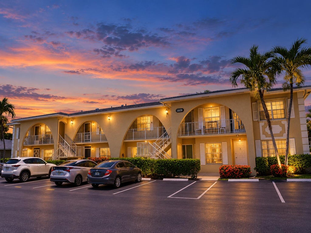 Photo of 13638 VIA FLORA #D, Delray Beach, FL 33484 (MLS # B26076123)